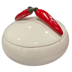 Storyteller Arts Warm Tortilla Holder, Ceramic Bowl W/ Lid, Chili Peppers Handle